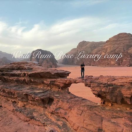 Wadi Rum Rose Luxury Camp エクステリア 写真