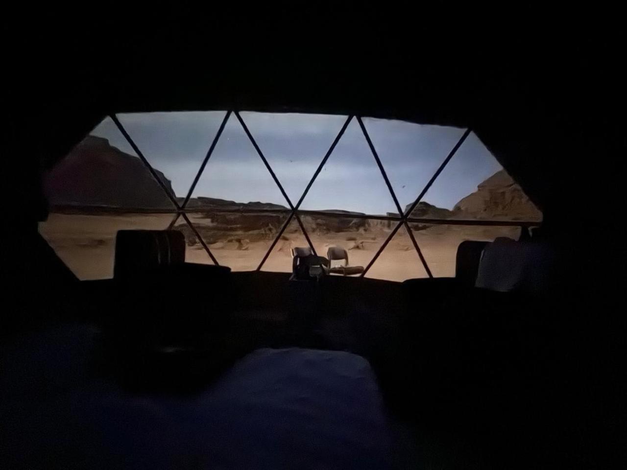 Wadi Rum Rose Luxury Camp エクステリア 写真