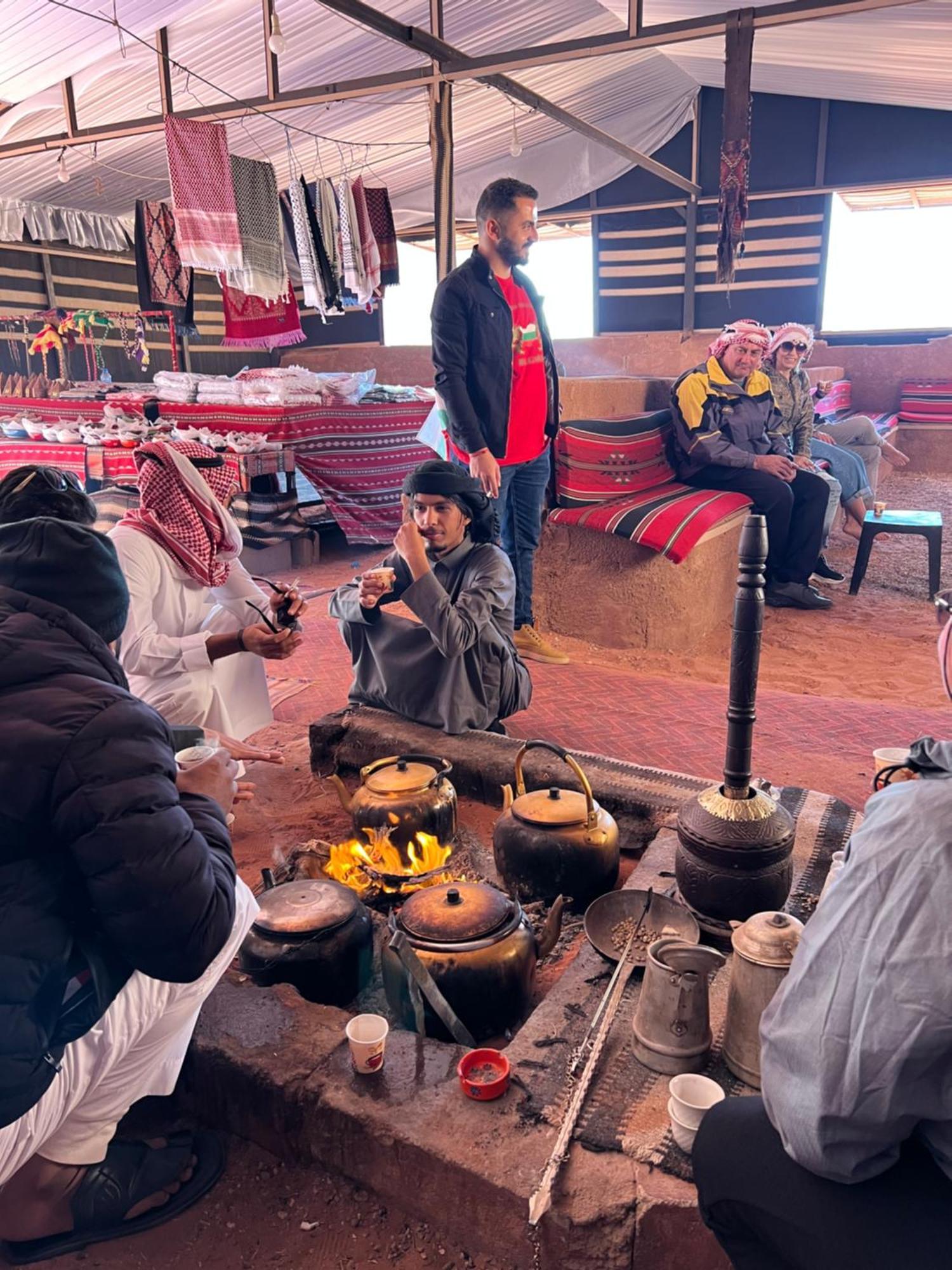Wadi Rum Rose Luxury Camp エクステリア 写真