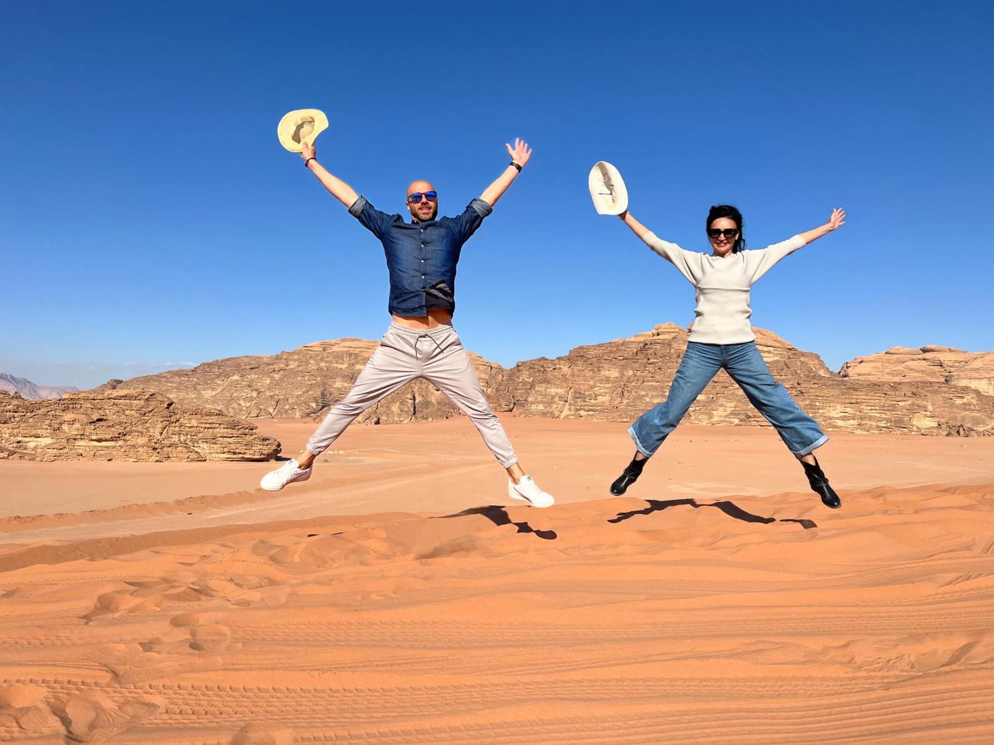 Wadi Rum Rose Luxury Camp エクステリア 写真