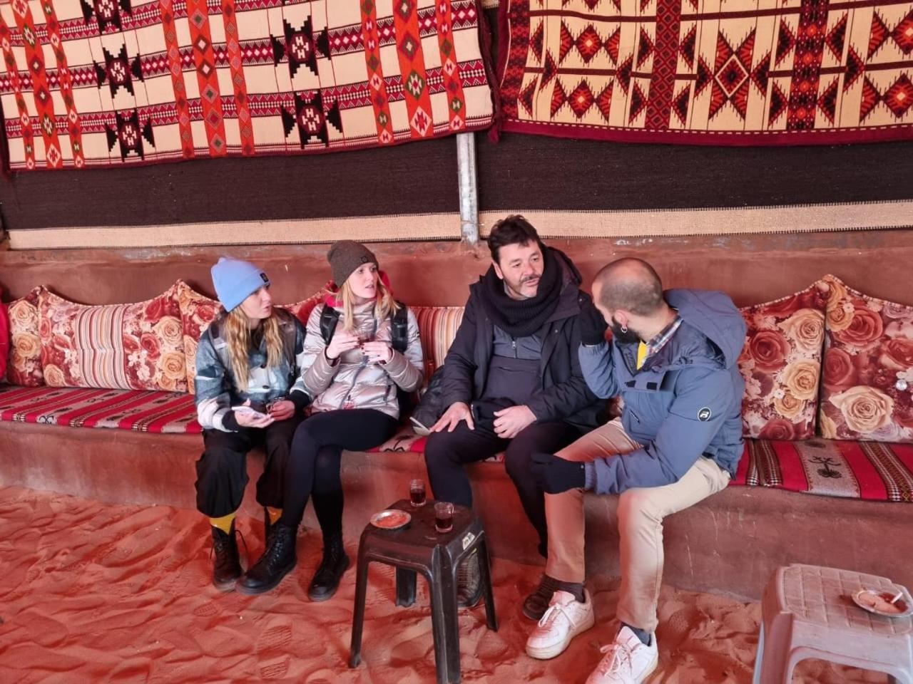 Wadi Rum Rose Luxury Camp エクステリア 写真