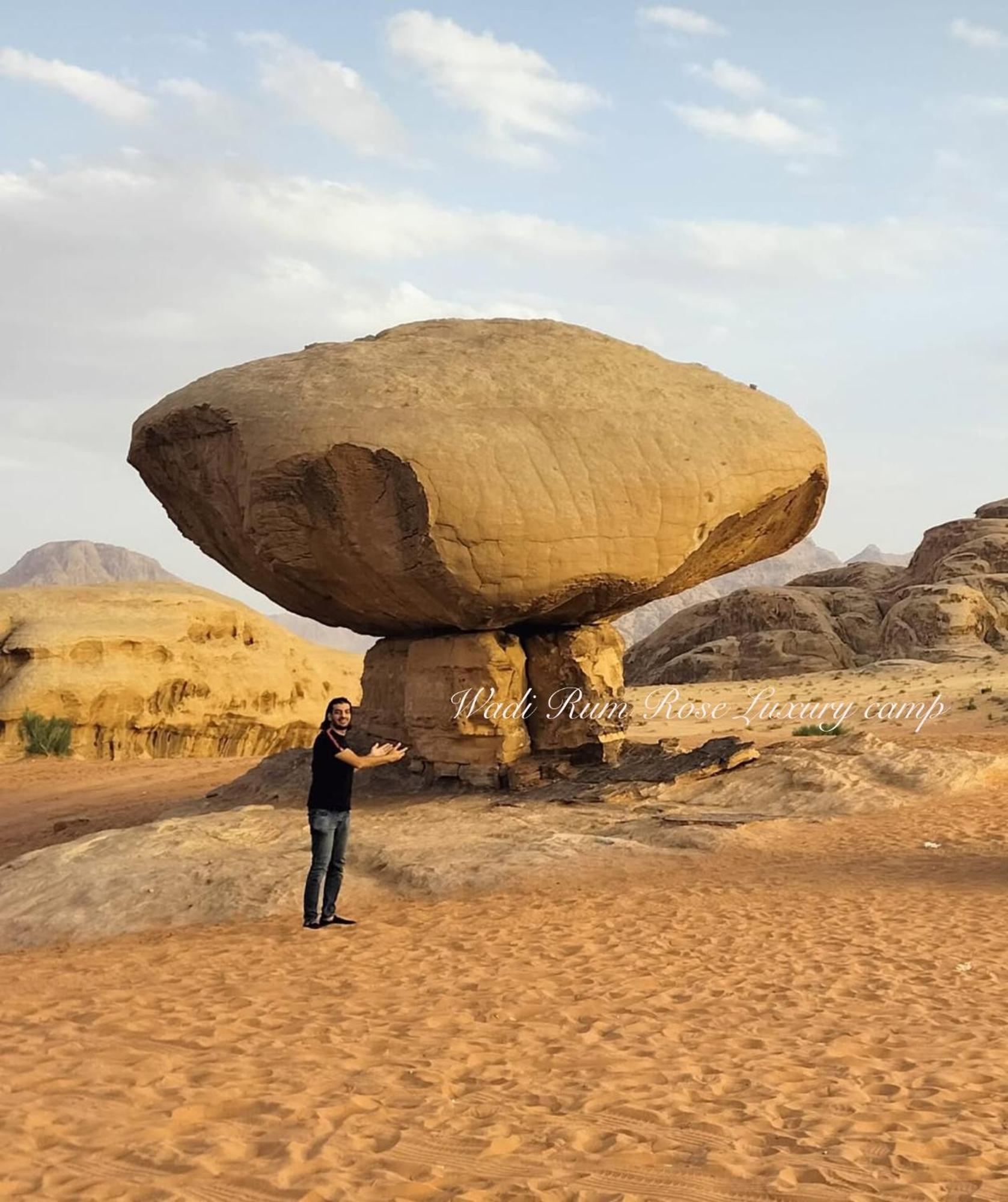 Wadi Rum Rose Luxury Camp エクステリア 写真